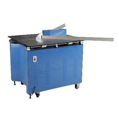 Table-movable frame cutting machine With Build-in Fan