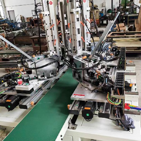 Automatic Robot Frame Joining Machine